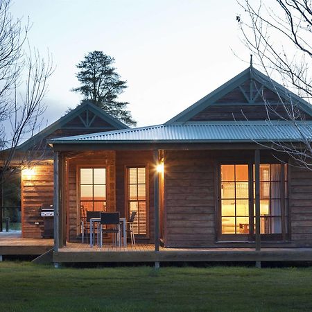 Beechworth Cedar Cottages מראה חיצוני תמונה