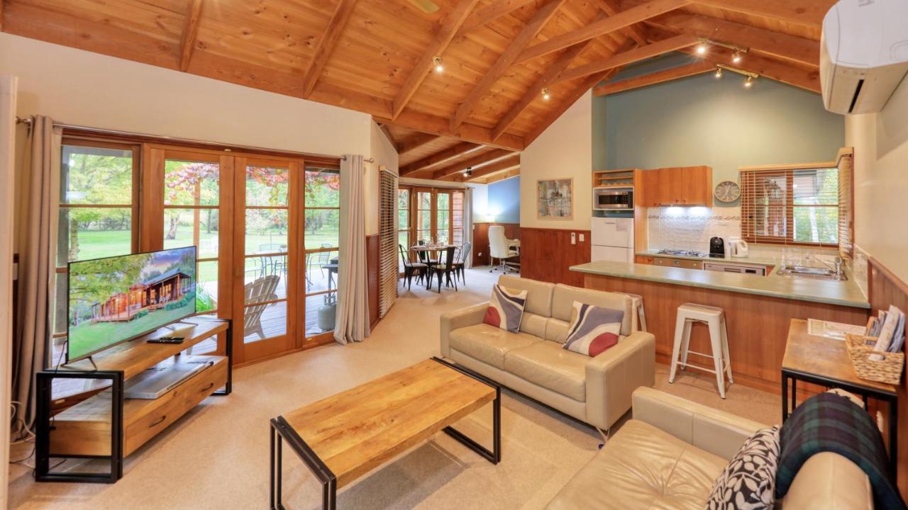 Beechworth Cedar Cottages מראה חיצוני תמונה