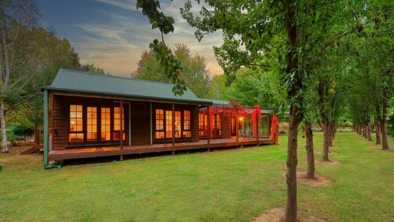 Beechworth Cedar Cottages מראה חיצוני תמונה