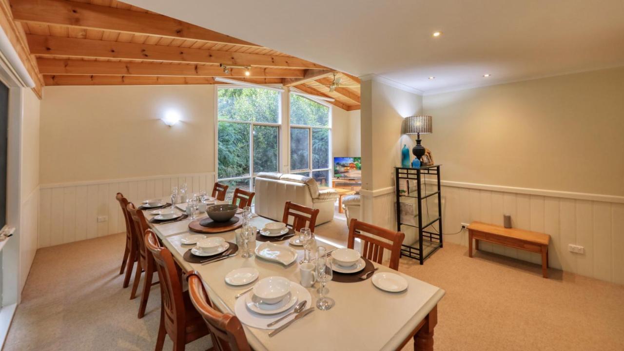 Beechworth Cedar Cottages מראה חיצוני תמונה