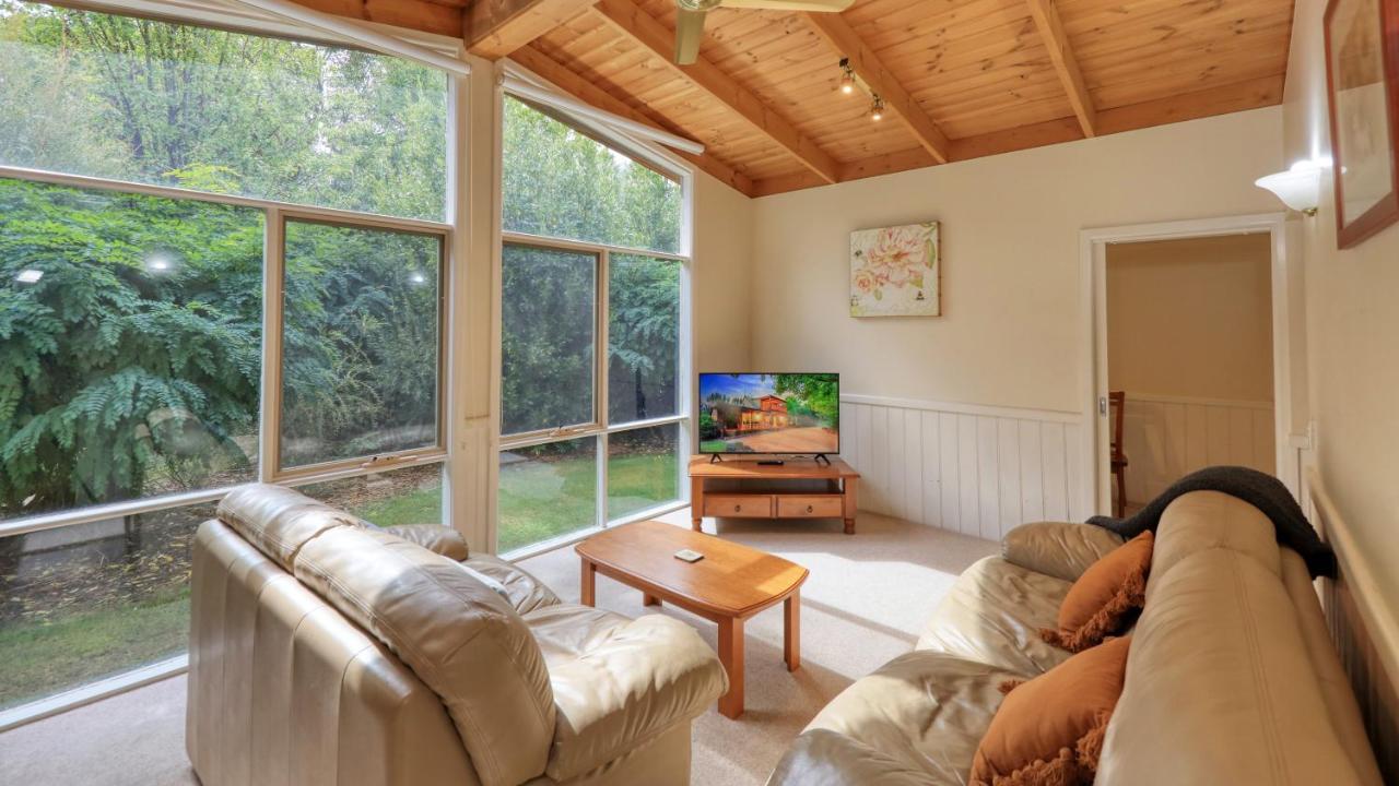 Beechworth Cedar Cottages מראה חיצוני תמונה