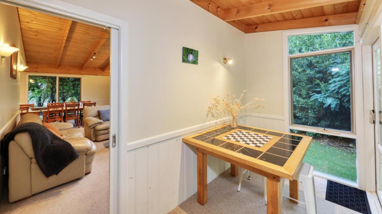 Beechworth Cedar Cottages מראה חיצוני תמונה