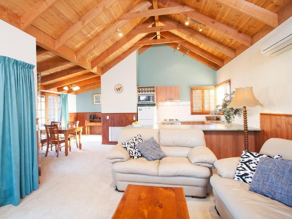 Beechworth Cedar Cottages מראה חיצוני תמונה