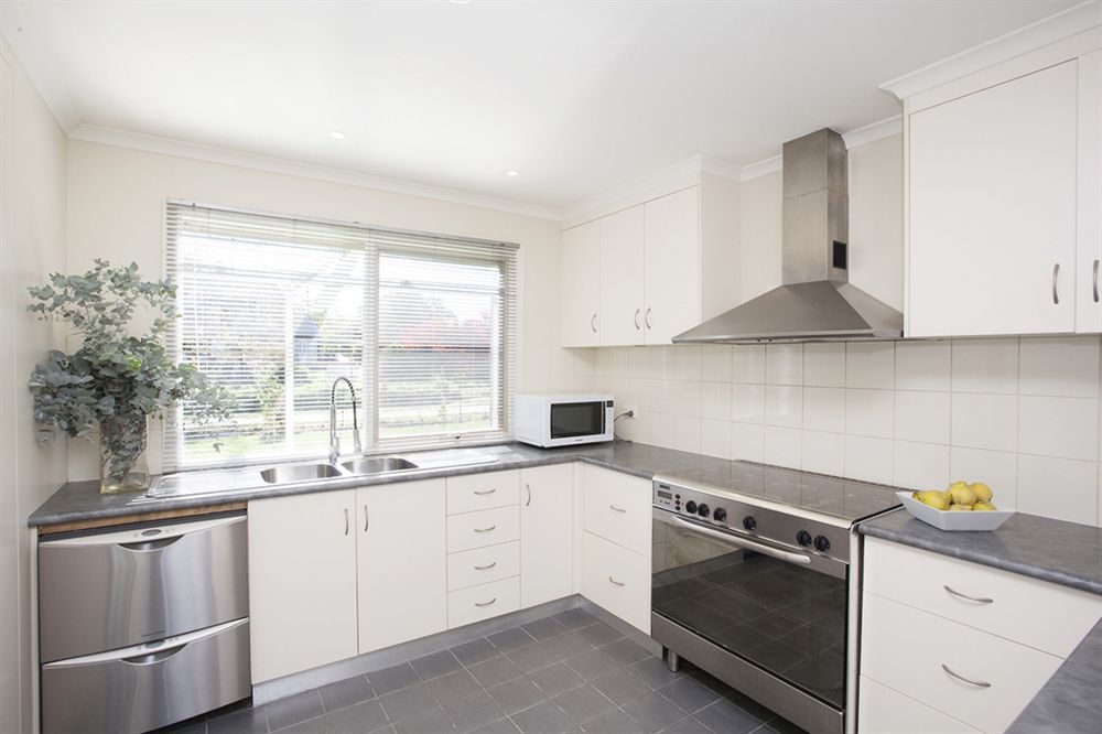 Beechworth Cedar Cottages מראה חיצוני תמונה