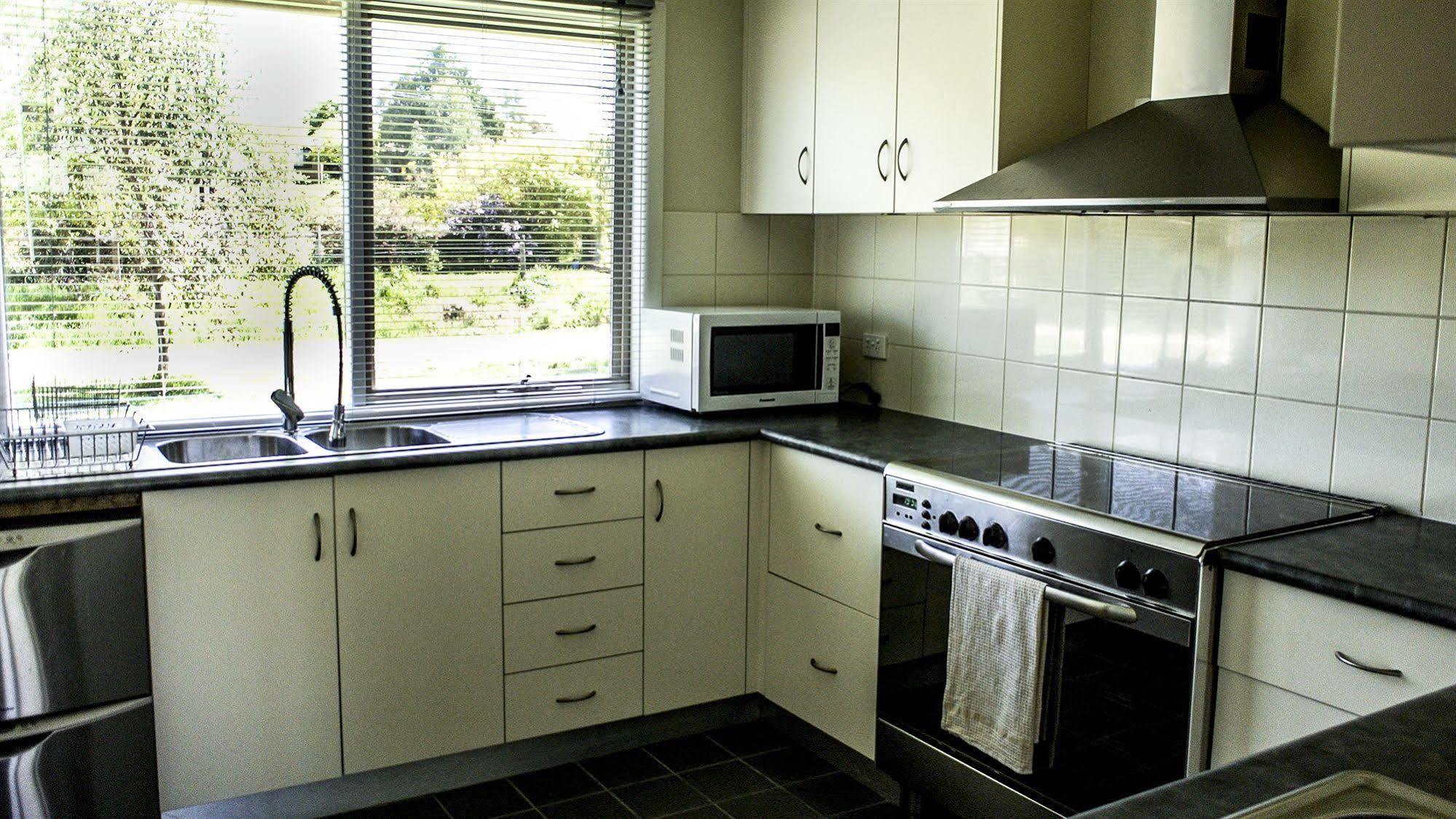 Beechworth Cedar Cottages מראה חיצוני תמונה